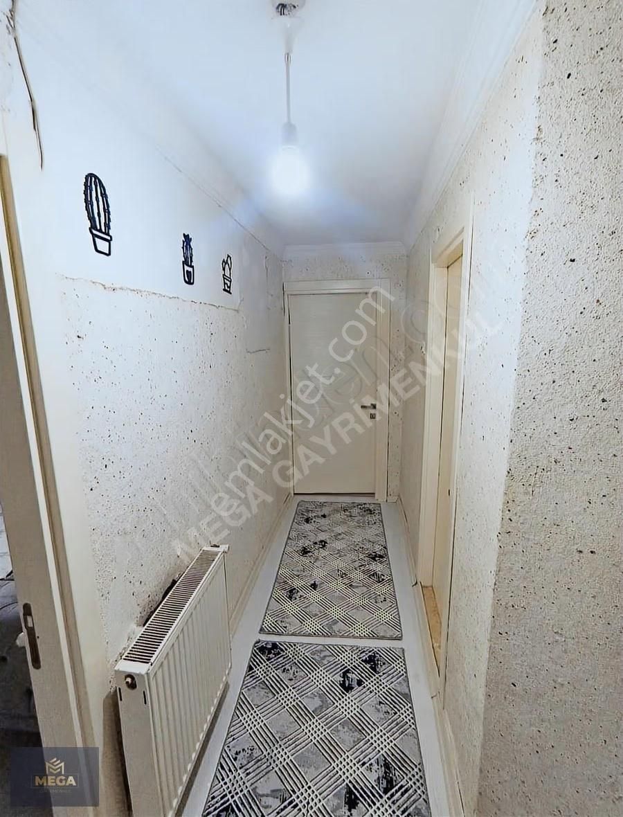 Kat Konumlu Altında 1 Kat Bulunan Balkonlu 2*1 Fırsat Dairesi - Görsel 31