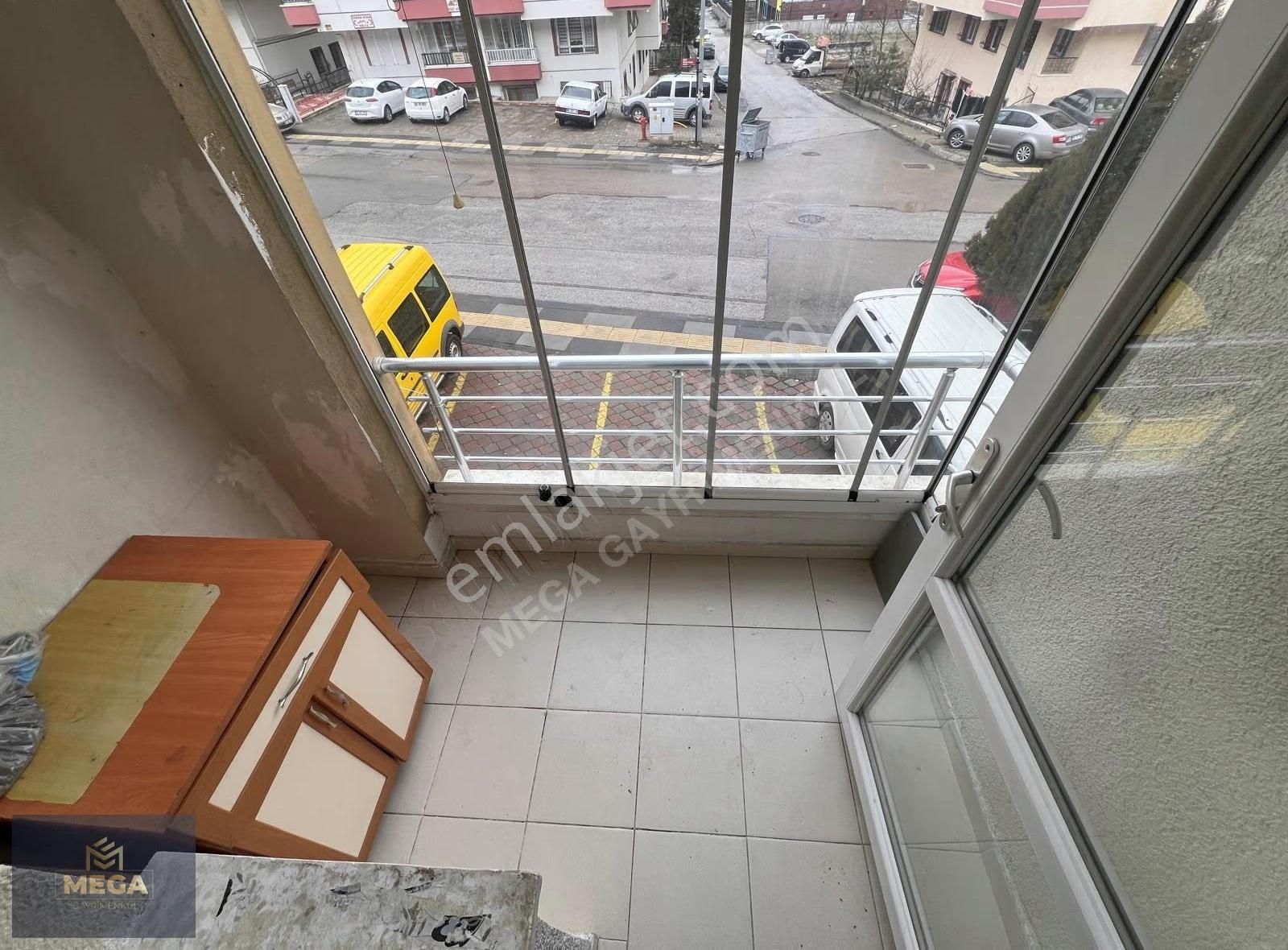 Mega'dan Koblay Fırın Paraleli Çift Balkonlu Ara Kat 3+1 Kiralık - Görsel 13