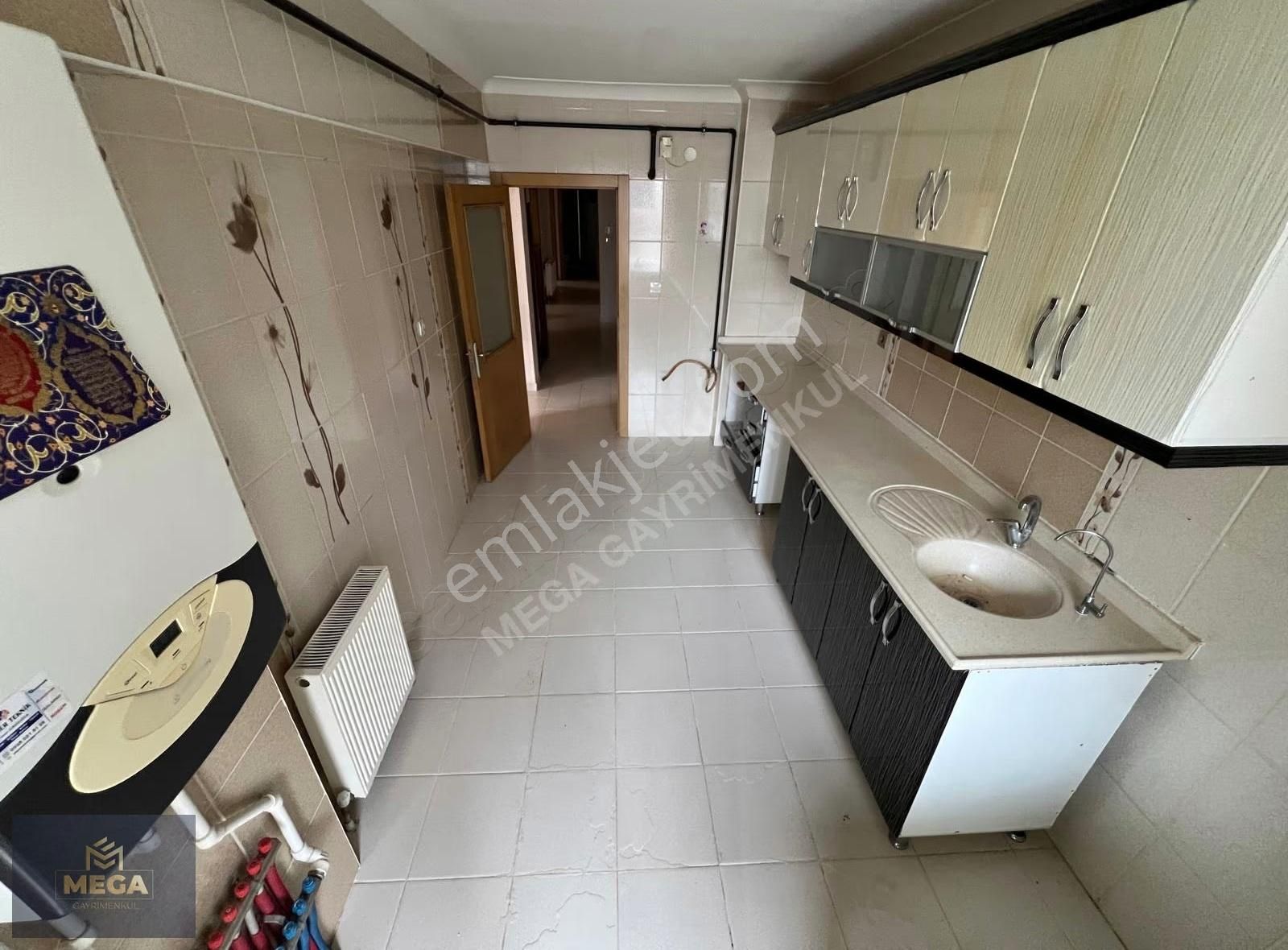 Mega'dan Koblay Fırın Paraleli Çift Balkonlu Ara Kat 3+1 Kiralık - Görsel 24