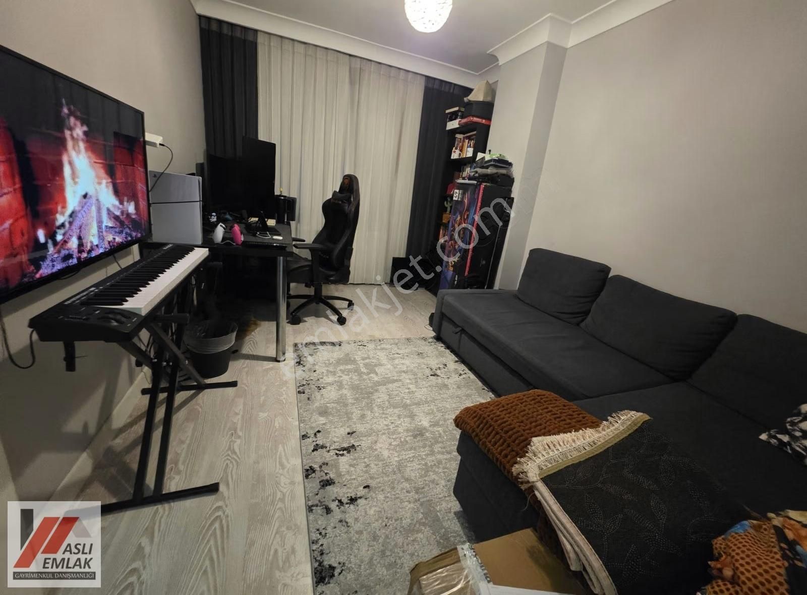 Aslı Emlaktan 100m2. 7 Yaşında Asansörlü Ara Kat Asansörlü Daire - Görsel 32