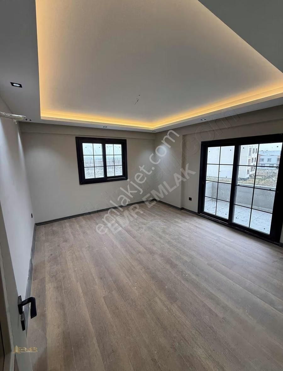 Zenbilci Bulvarında Cadde Üzerinde Satılık K.m. 2+1 Lüks Daire - Görsel 20