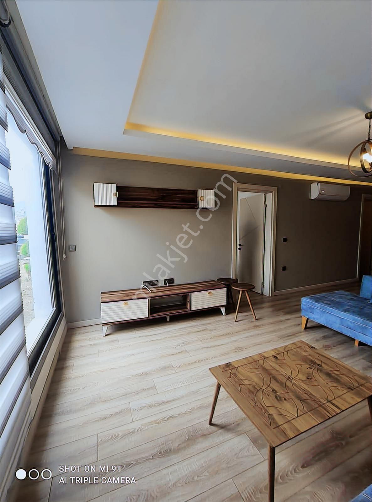 Havuzlu Site İçerisinde Eşyalı 2+1 Satılık Daire - Görsel 11