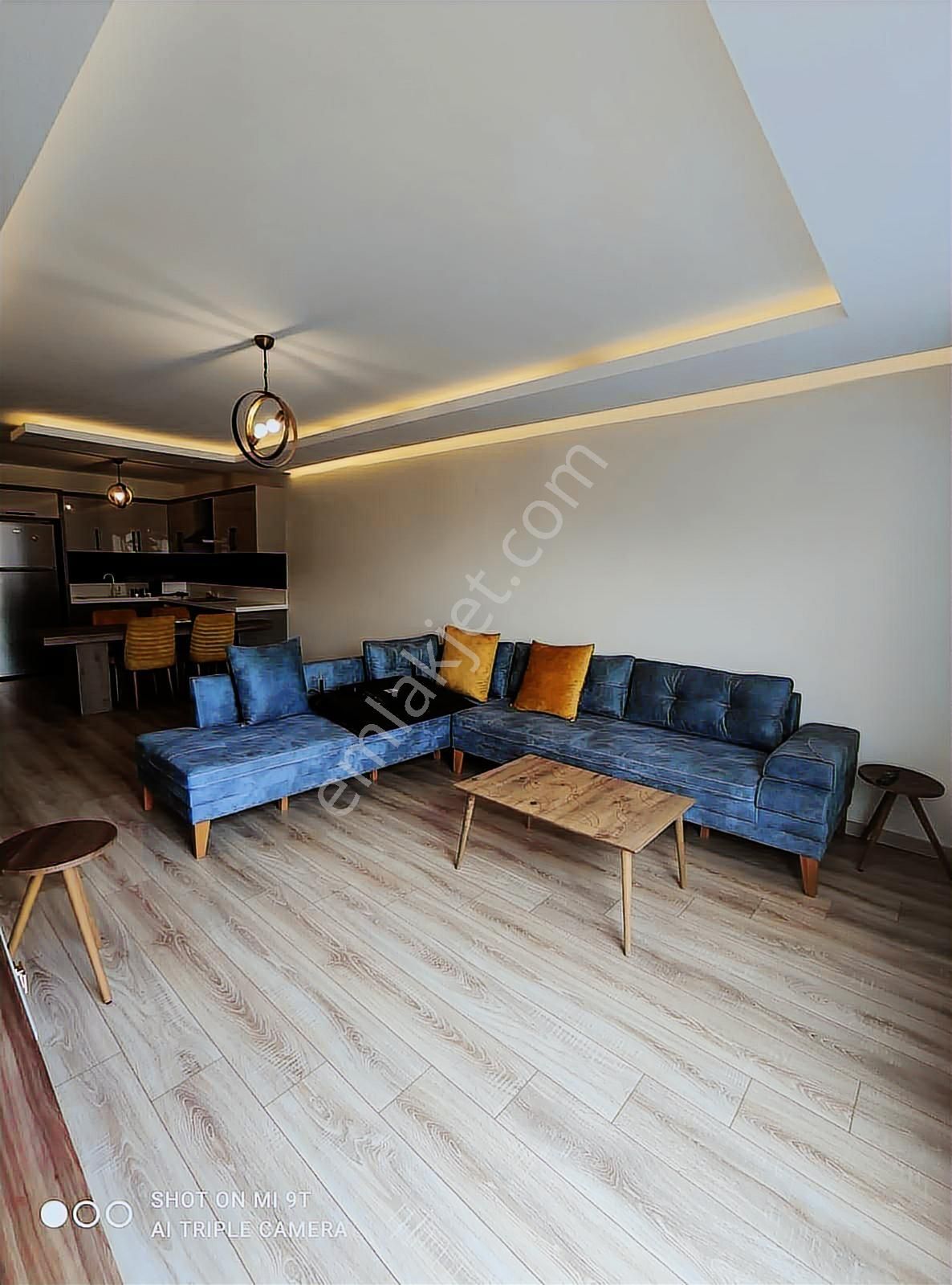 Havuzlu Site İçerisinde Eşyalı 2+1 Satılık Daire - Görsel 2