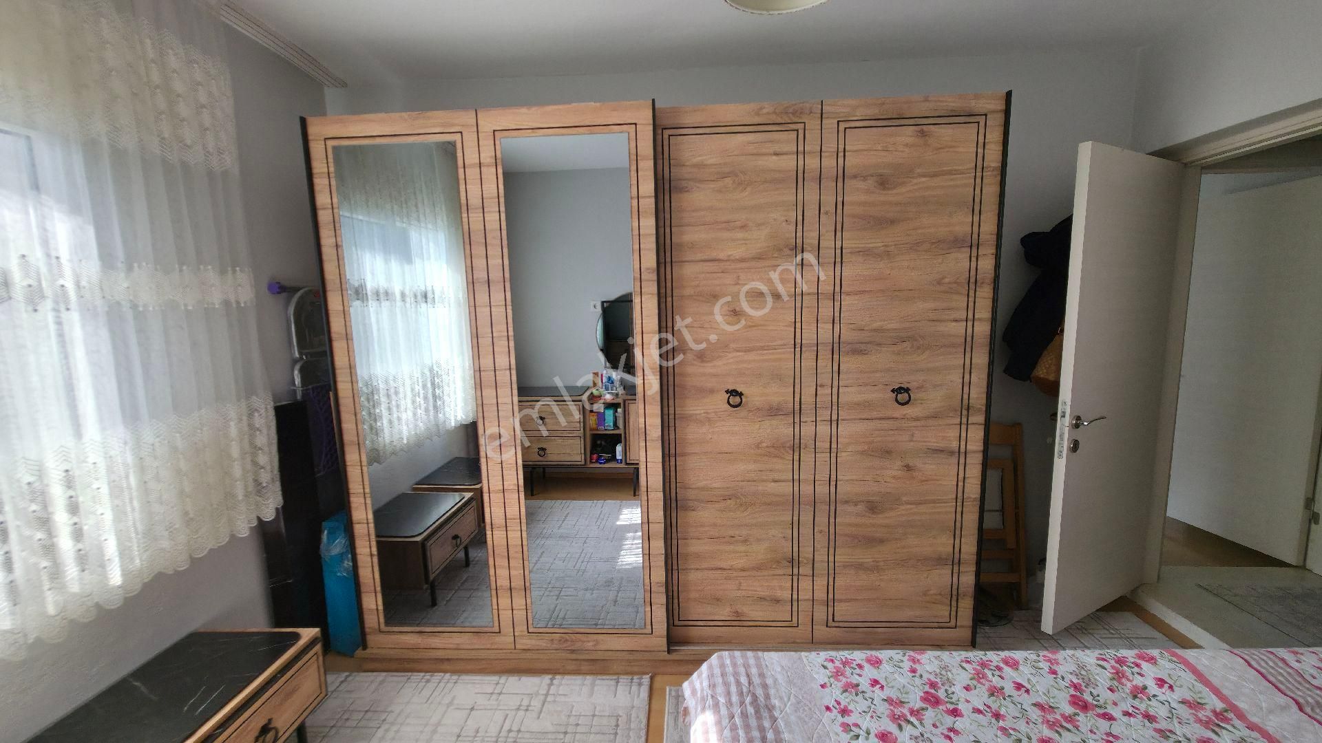 Samet Yarın' Dan Çiğli Egekent'te Ön Cephe Satılık 3+1 Daire - Görsel 16