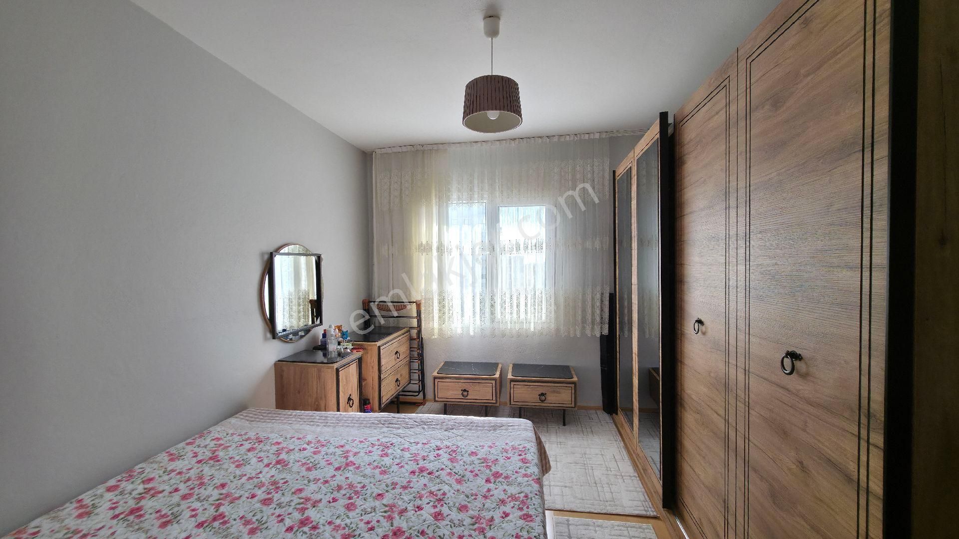 Samet Yarın' Dan Çiğli Egekent'te Ön Cephe Satılık 3+1 Daire - Görsel 15