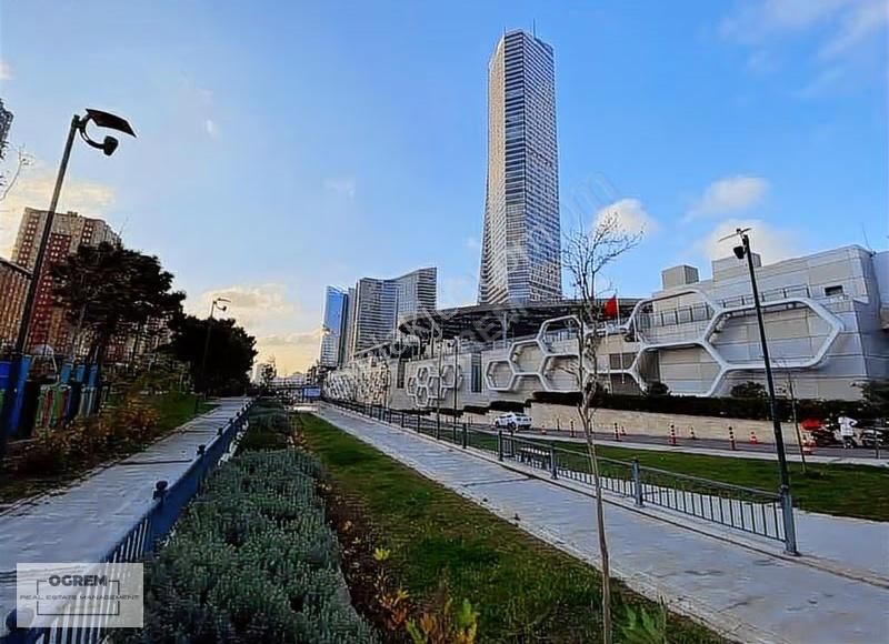 Ataşehir Metropol İstanbul/ Yüksek Kat / 1+1 Satılık - Görsel 10