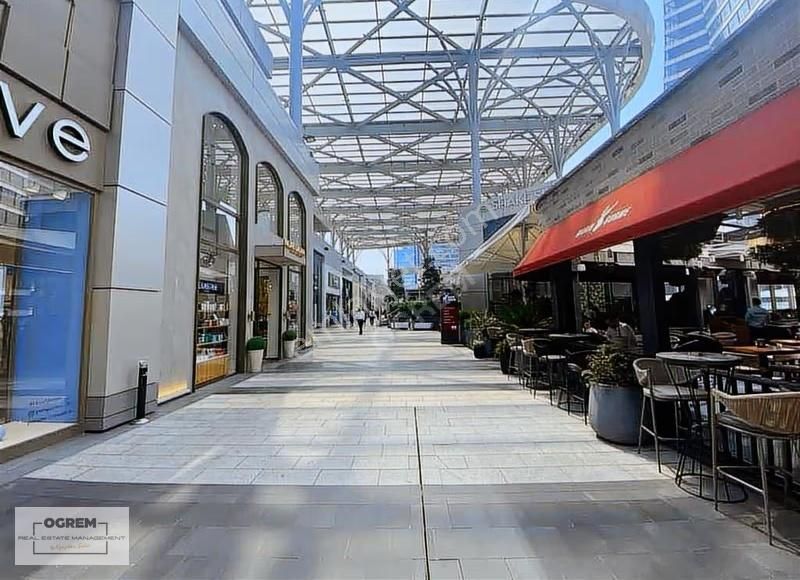 Ataşehir Metropol İstanbul/ Yüksek Kat / 1+1 Satılık - Görsel 11