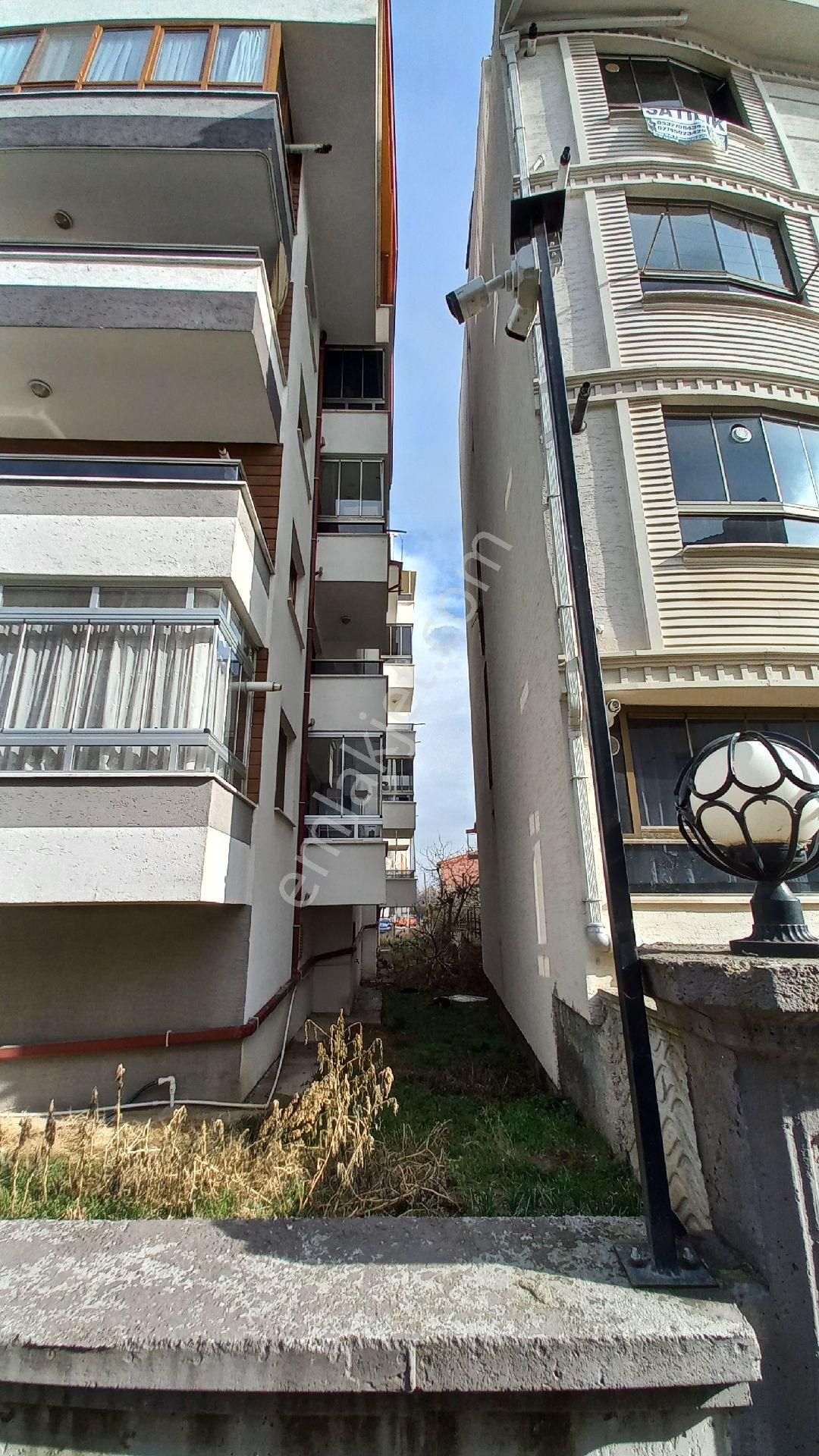 Vatan Emlakdan Fatih Mahallesinde İstasyon Caddesi Civarı Satılık Daire - Görsel 4