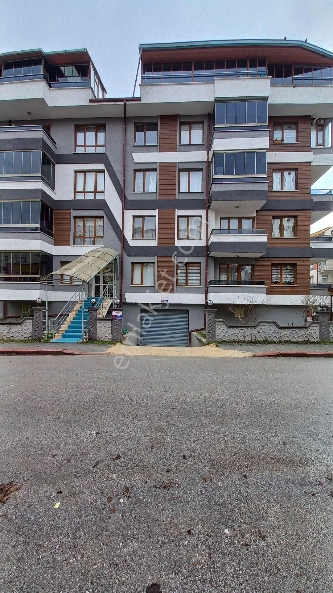 Vatan Emlakdan Fatih Mahallesinde İstasyon Caddesi Civarı Satılık Daire - Görsel 2