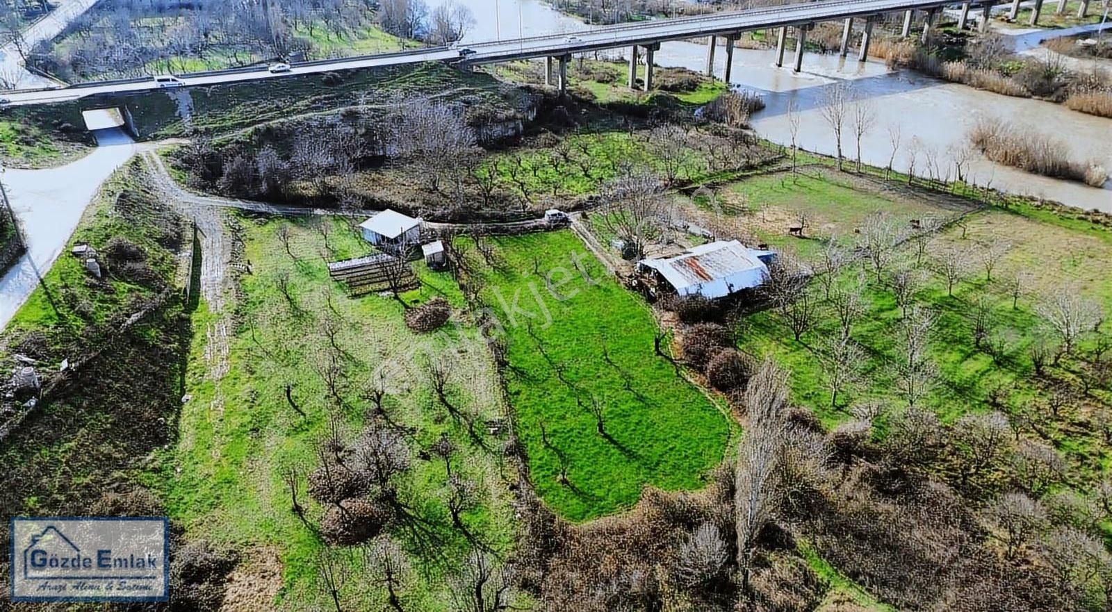 Epçelerde Resmi Yola Cepheli, Sakarya Nehrine Yakın 2187 M² - Görsel 3