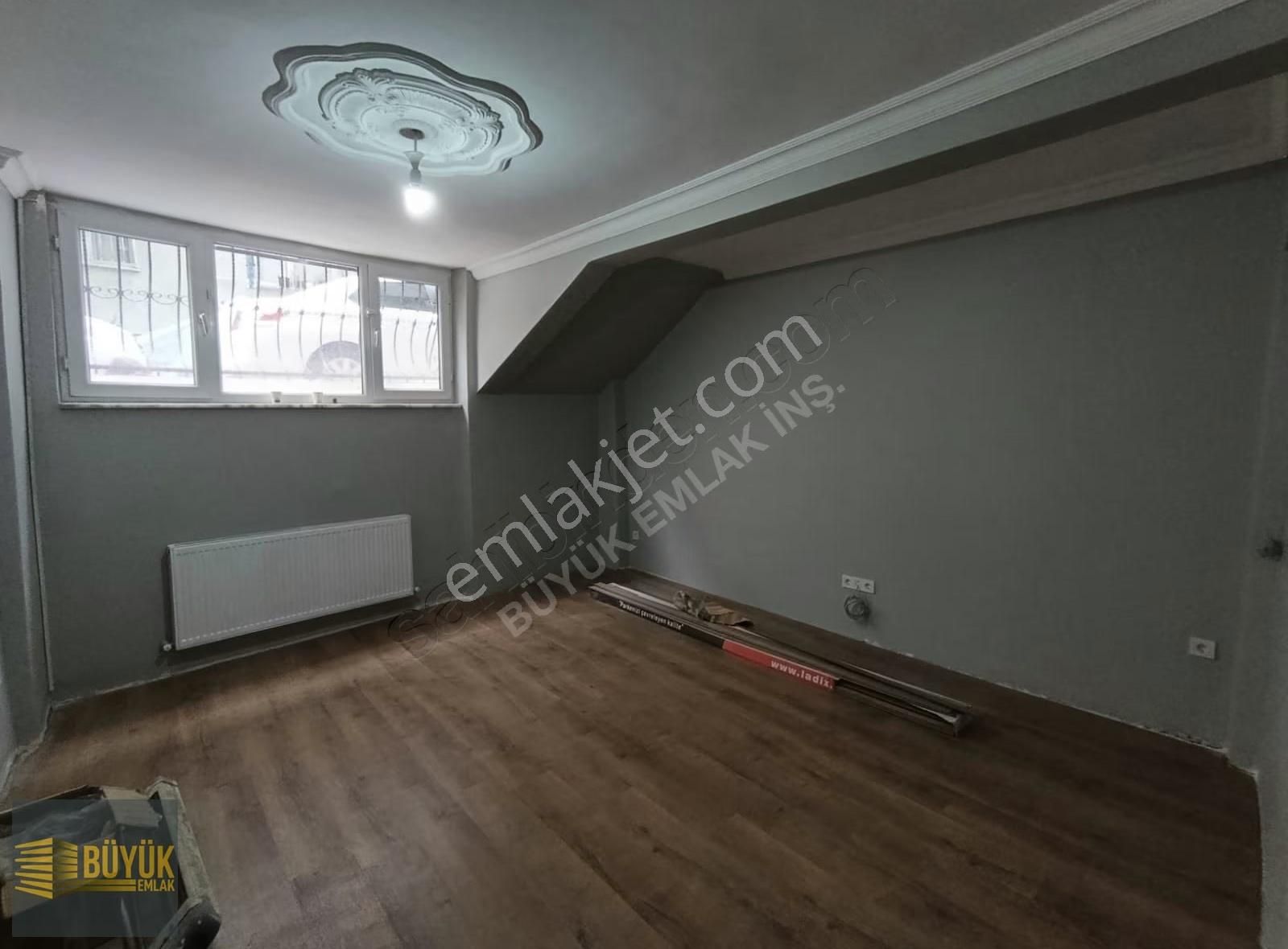 Satılık 1+1 Bahçe Katı-içi Yenilenmiş Daire-feriköy, Civelek Sk - Görsel 10