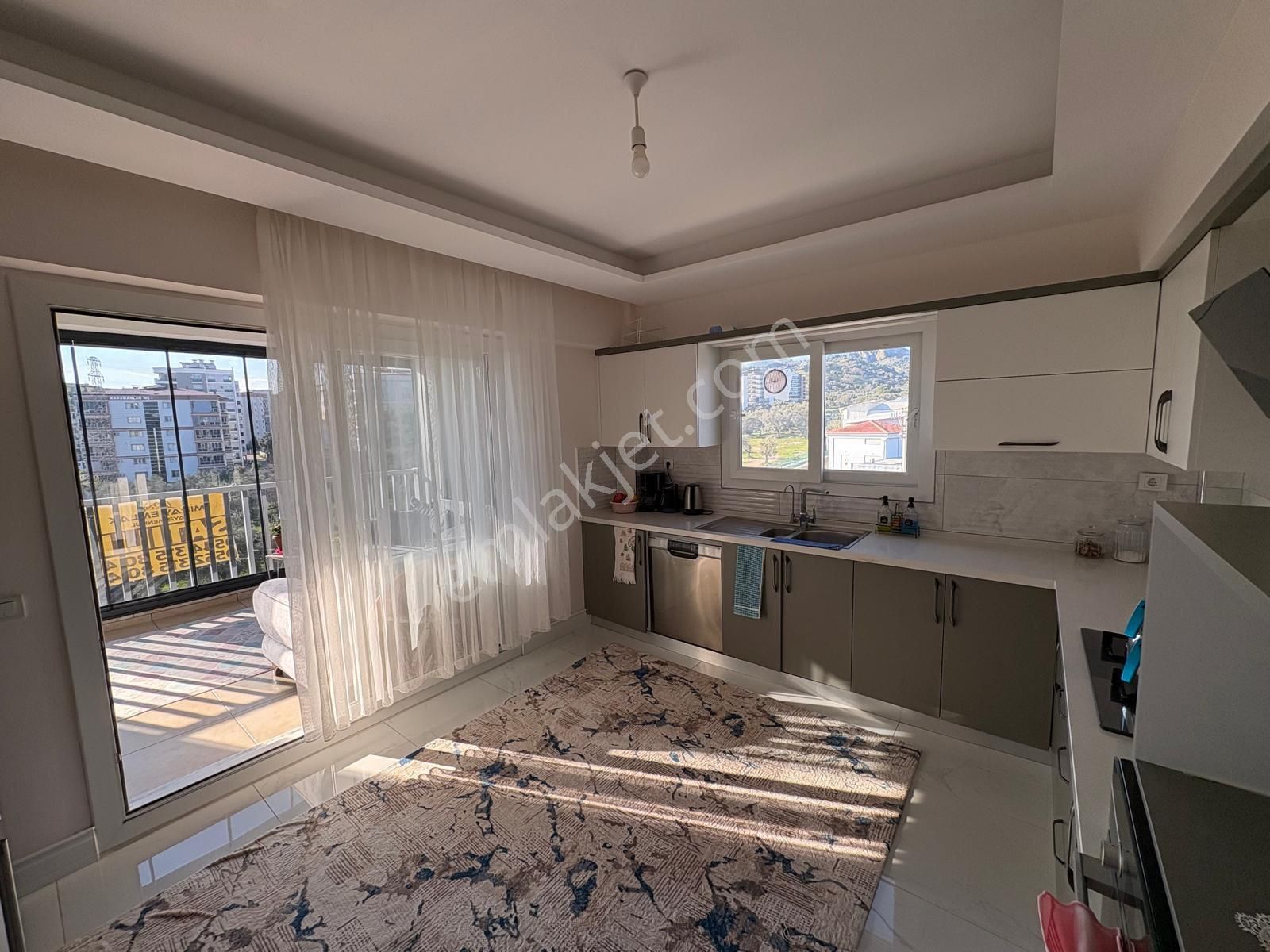 Miray Emlaktan Yıldıztepe Mahallesinde Havuzlu Sitede Satılık 3+1 Daire - Görsel 17