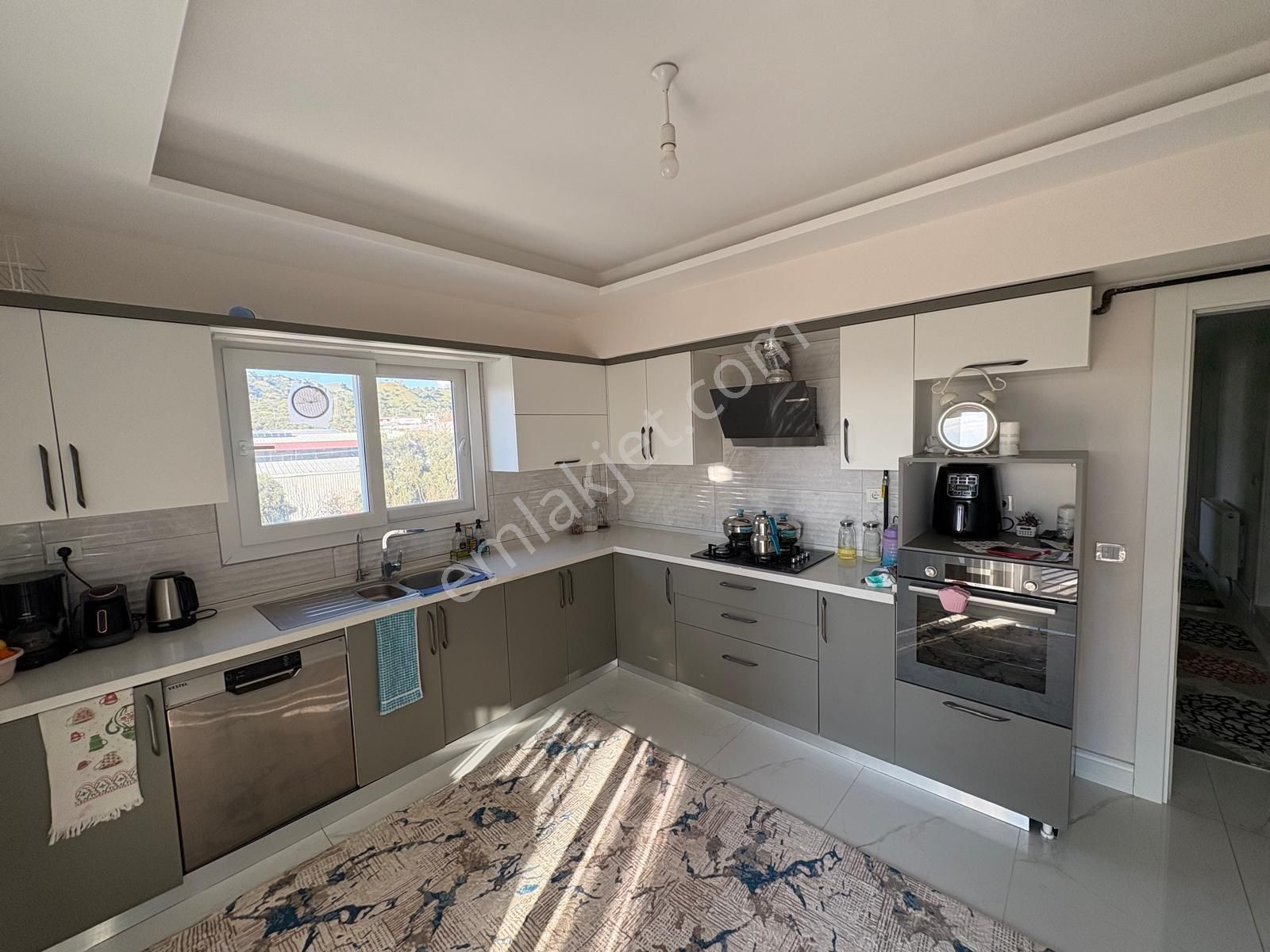 Miray Emlaktan Yıldıztepe Mahallesinde Havuzlu Sitede Satılık 3+1 Daire - Görsel 16