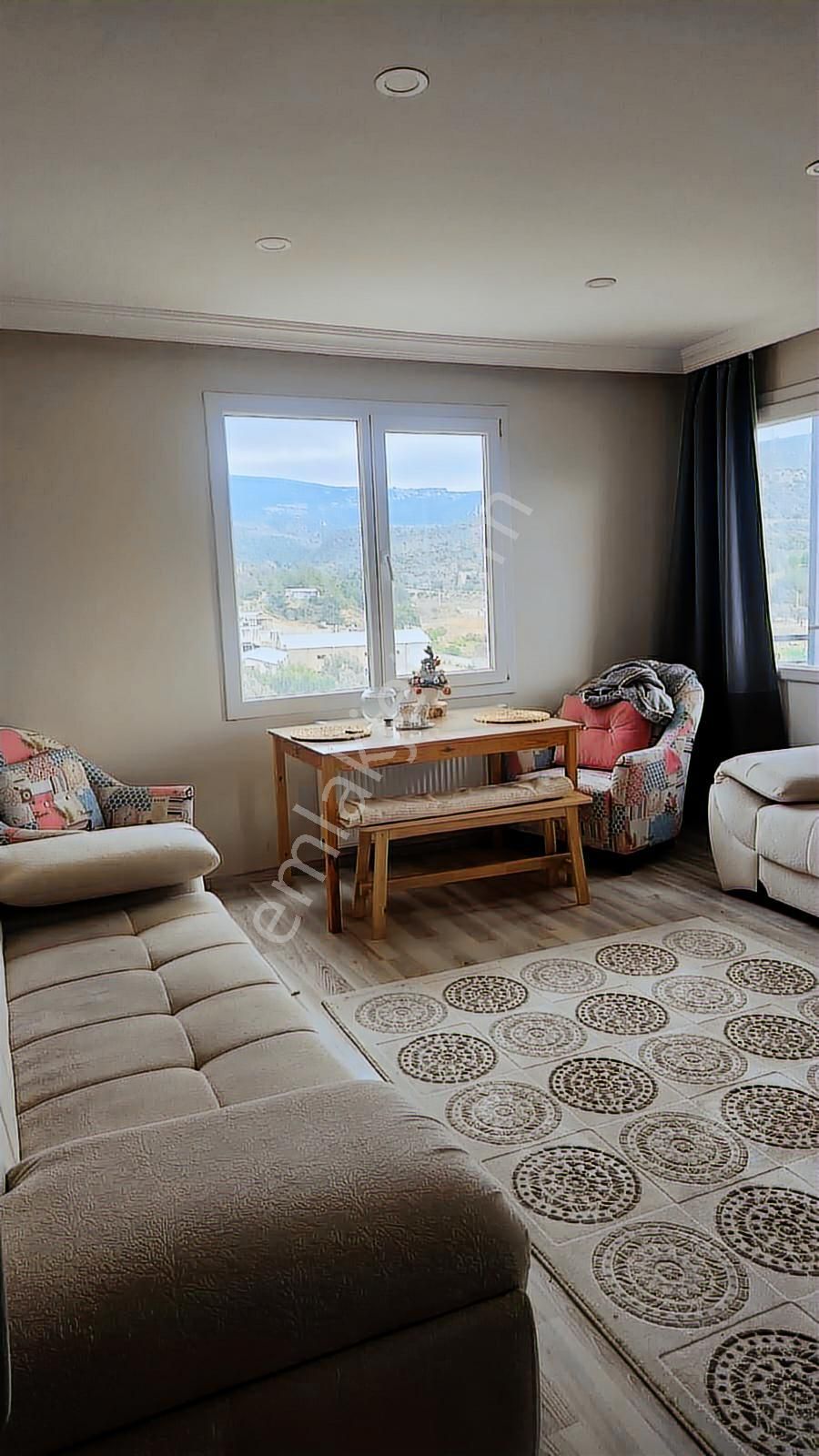 Kızılay Mahallesinde Doğalgazlı Manzaralı 2+1 Kiralık Daire - Görsel 6