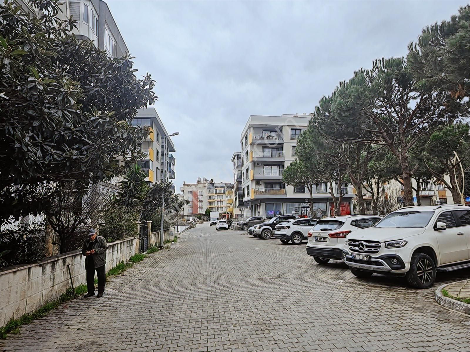 Söke Yenicami Mahallesi Ali Yavuz Sitesinde Satılık 3+1 Daire - Görsel 8