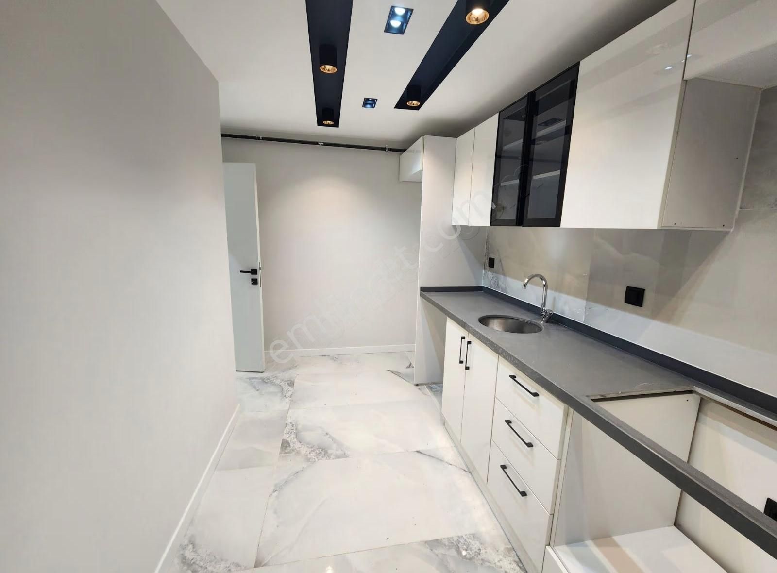 Denız Can Emlak İstasyon Marmaraya Yürüme Mesafesinde 2+1 Daire - Görsel 17