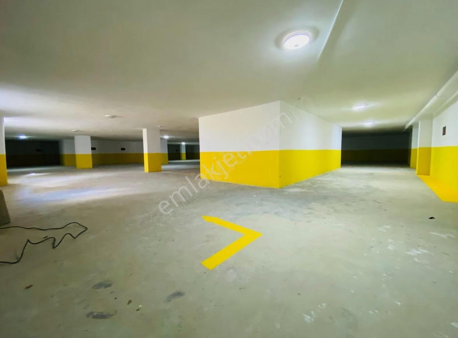 Denız Can Emlak Farabi Hastaneye Yakin Asansörlü 2+1 Daire