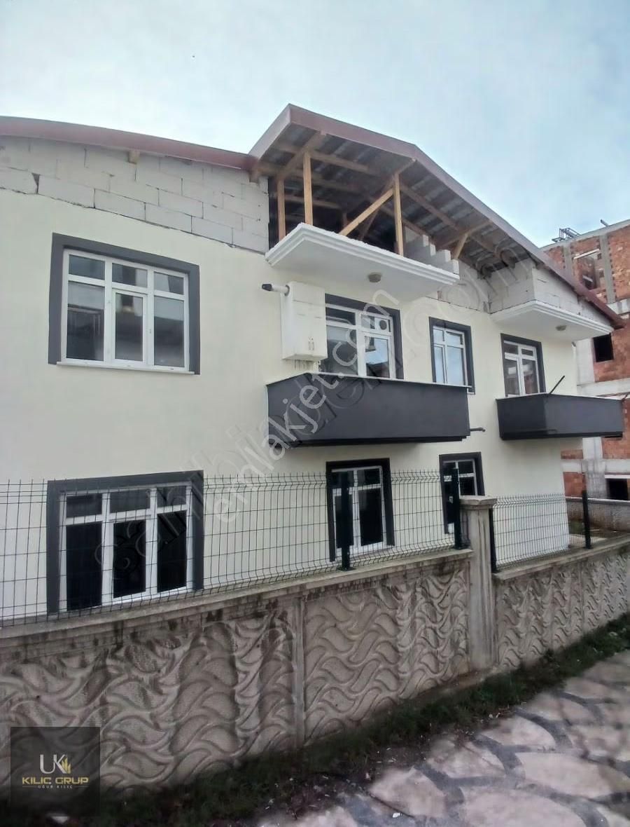 Kılıç Grup 2 Daire Ve Özel Bahçesi,248 M2 Arsa Üzerinde Bina