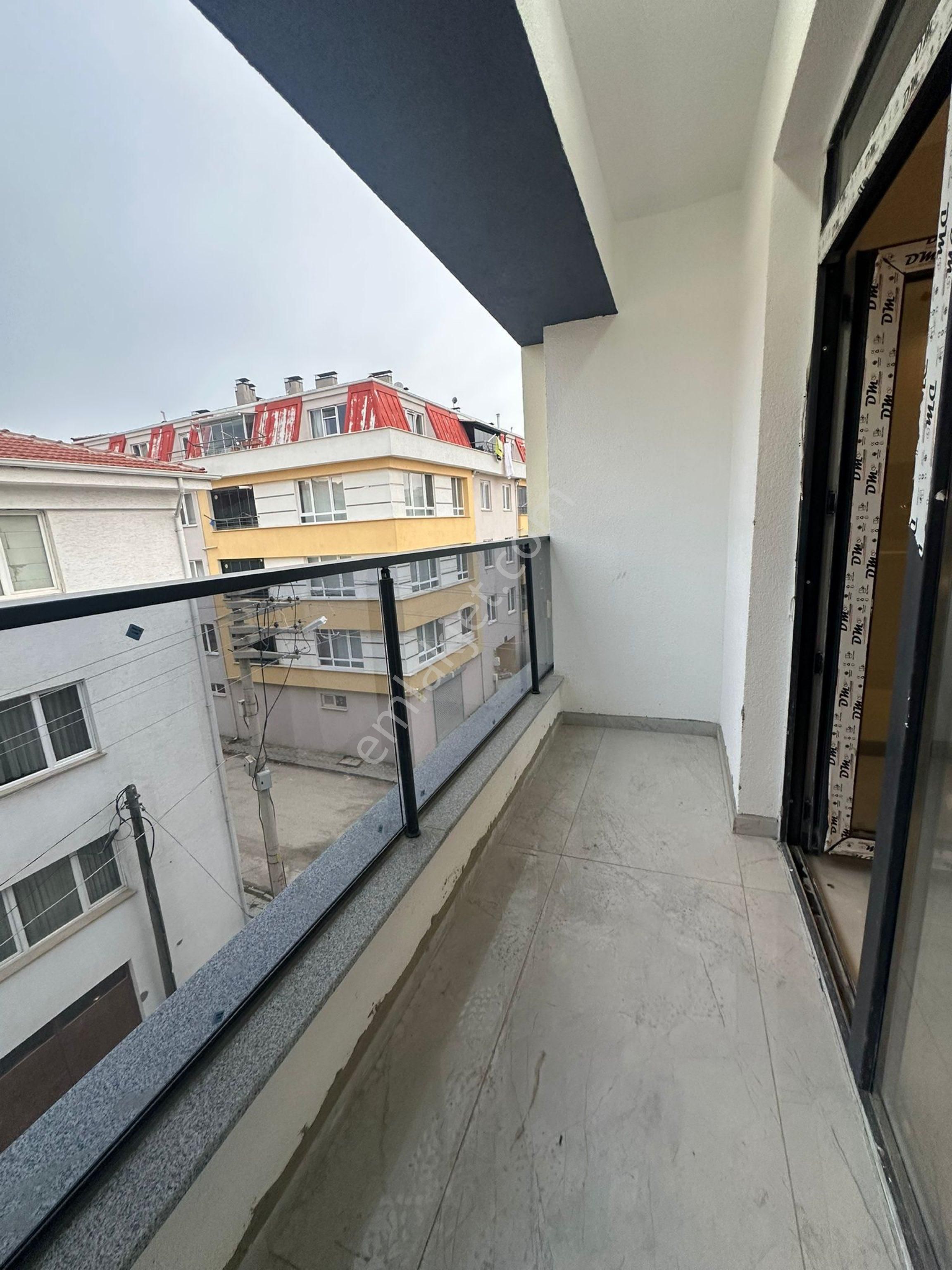 Çamlıca'da Sıfır 2+1 Daire - Görsel 3