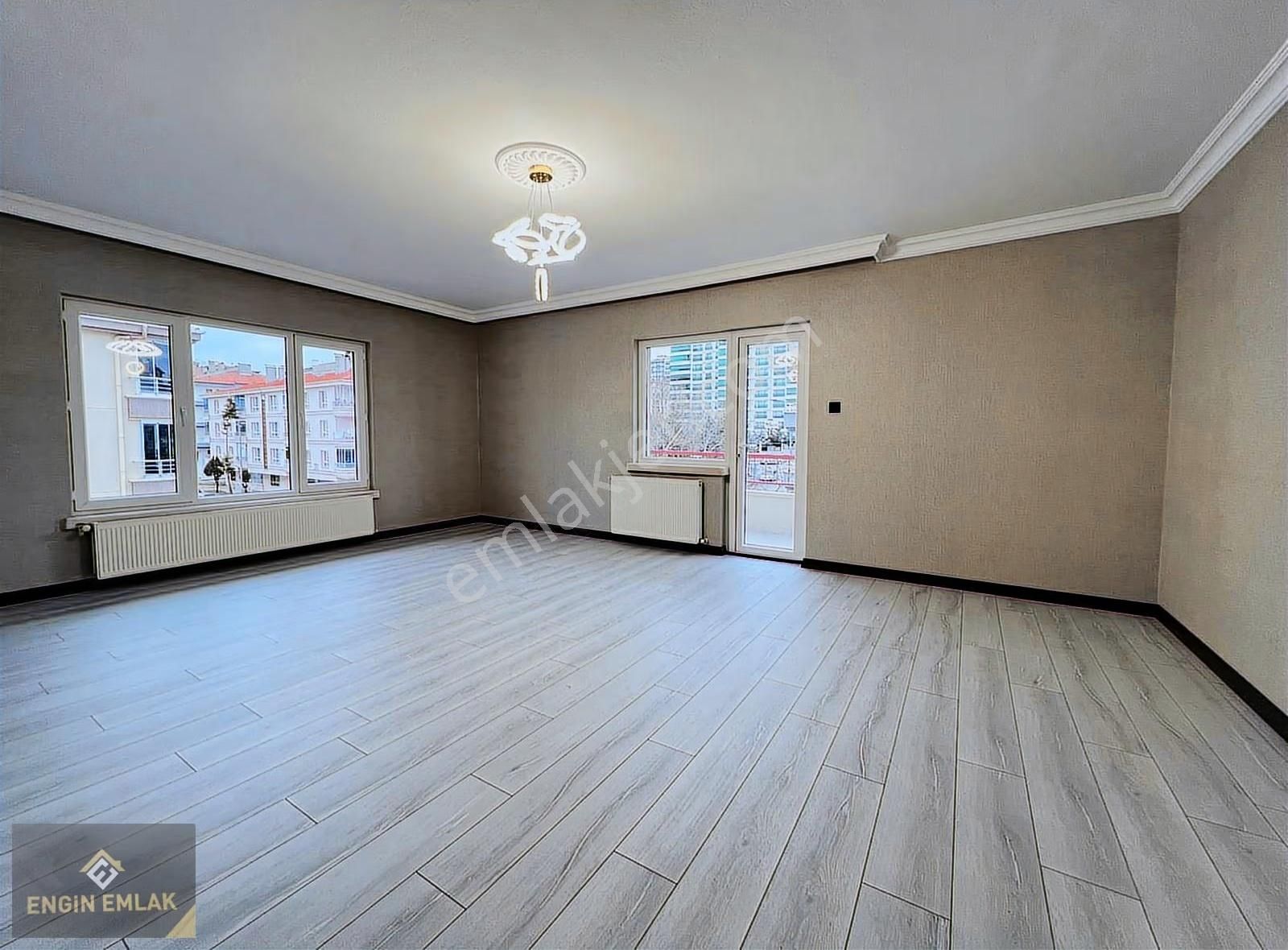 Engin Emlak'tan Full Yapılı Kiler'li Merkezi Konumda Geniş 3+1 - Görsel 27