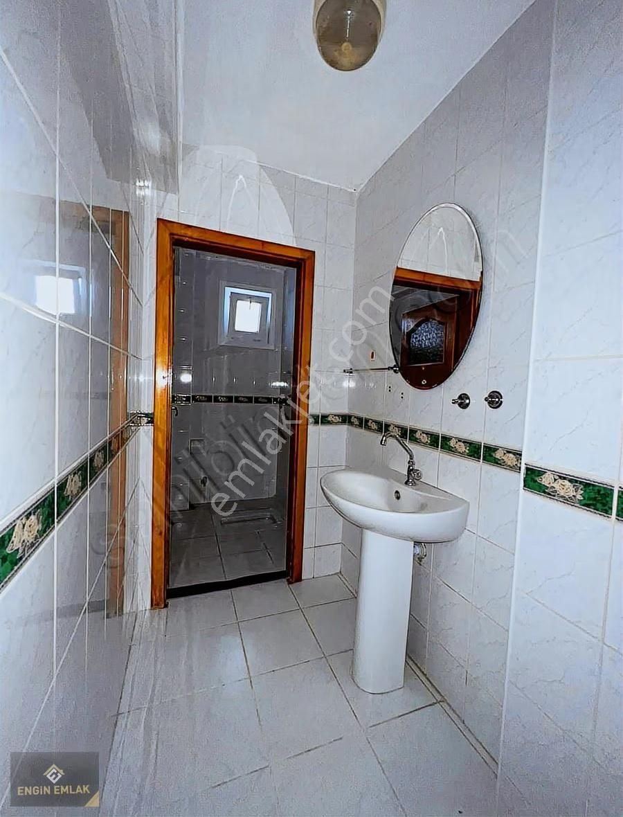 Engin Emlak'tan Merkezi Konum'da Geniş Masrafsız 3+1 Kiralık - Görsel 13