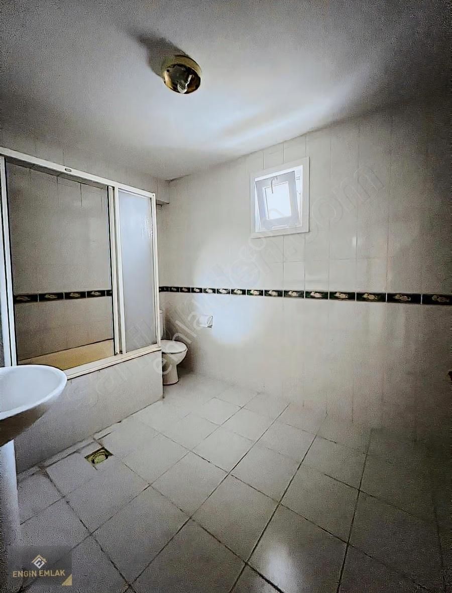 Engin Emlak'tan Merkezi Konum'da Geniş Masrafsız 3+1 Kiralık - Görsel 11