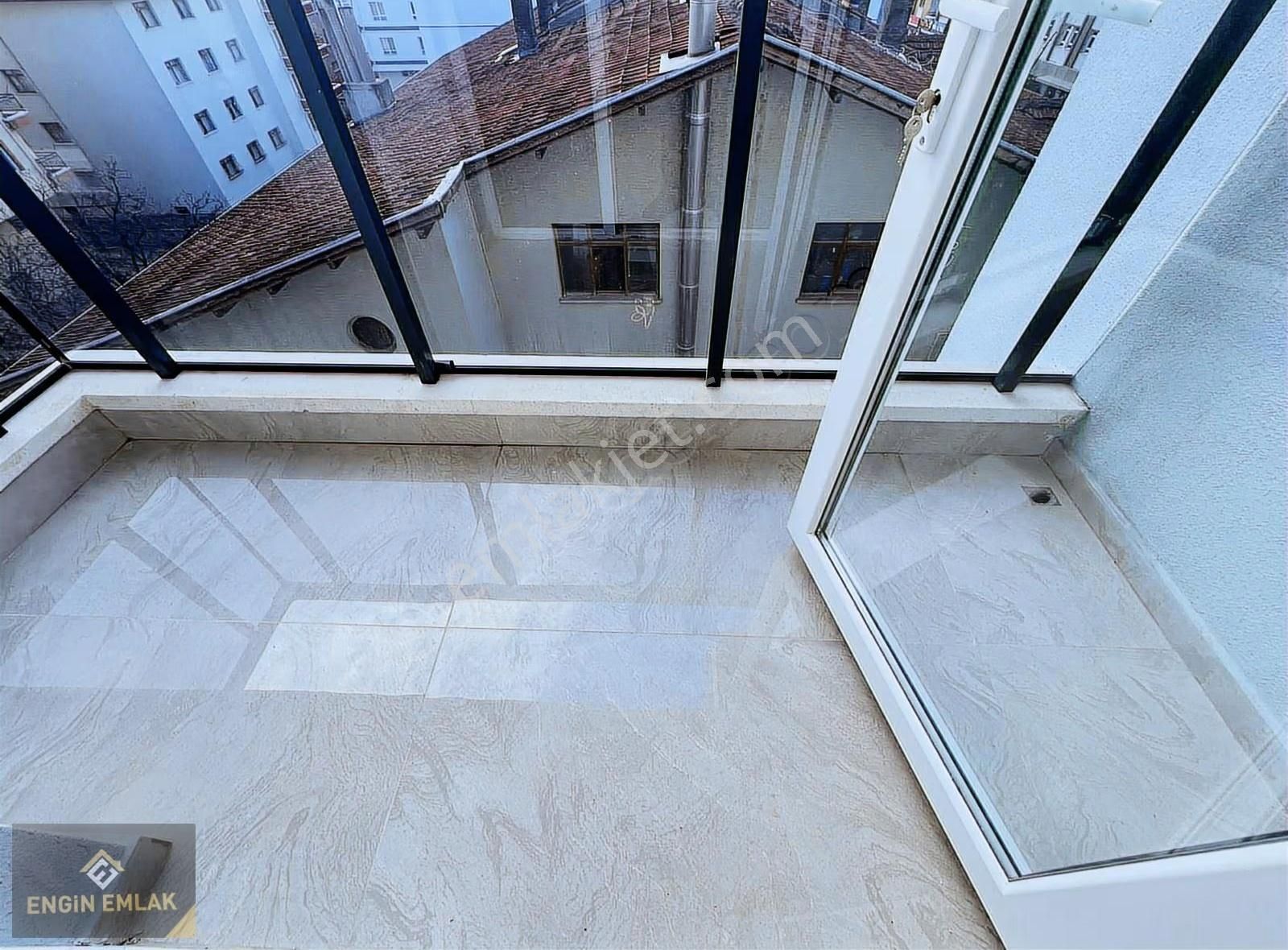 Engin Emlak'tan Lüx Yapıda Merkezi Konumda K.otopark'lı Dubleks - Görsel 5