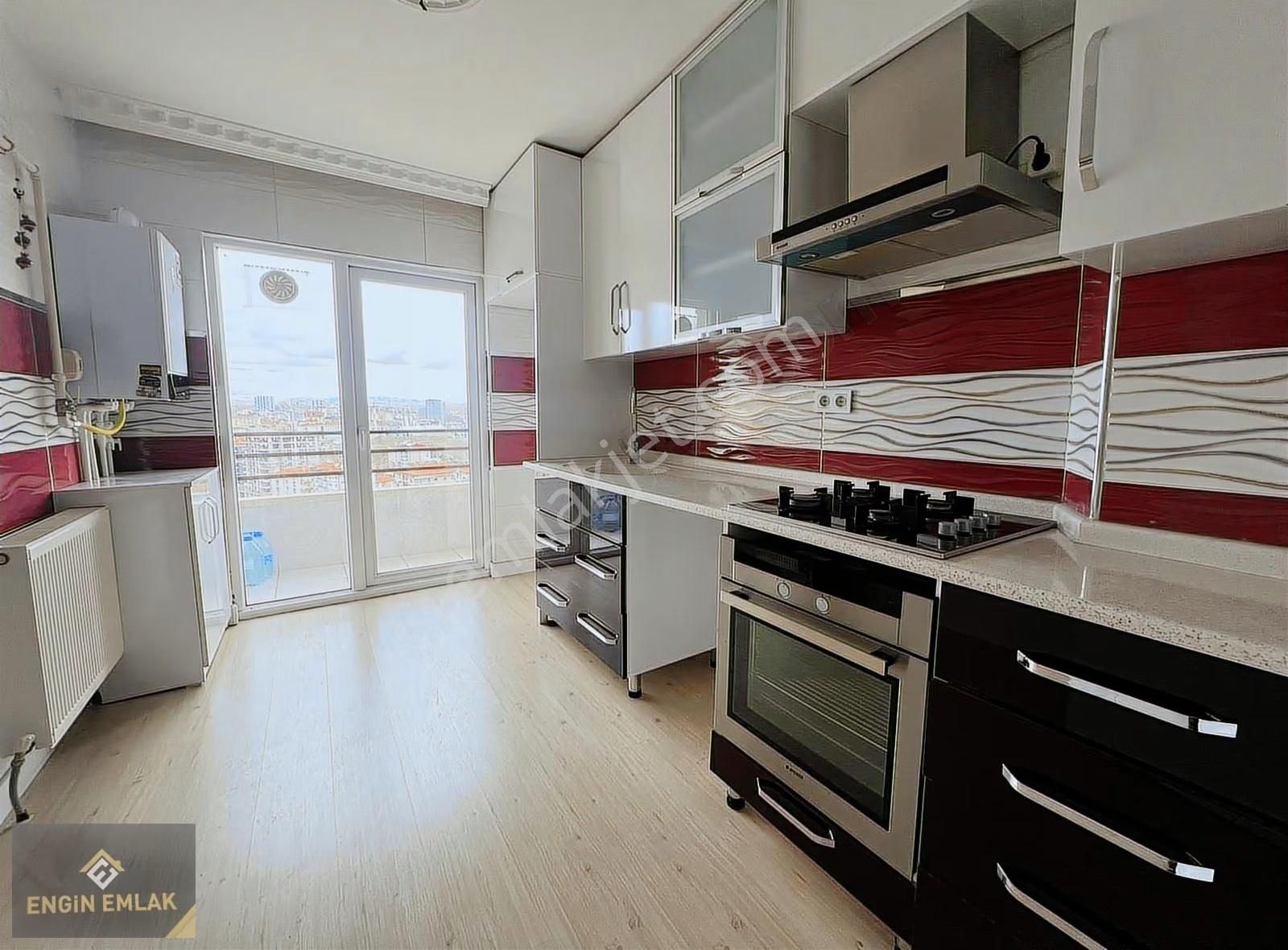 Engin Emlak'tan Masrafsız Merkezi Konumda Asansör'lü Dubleks