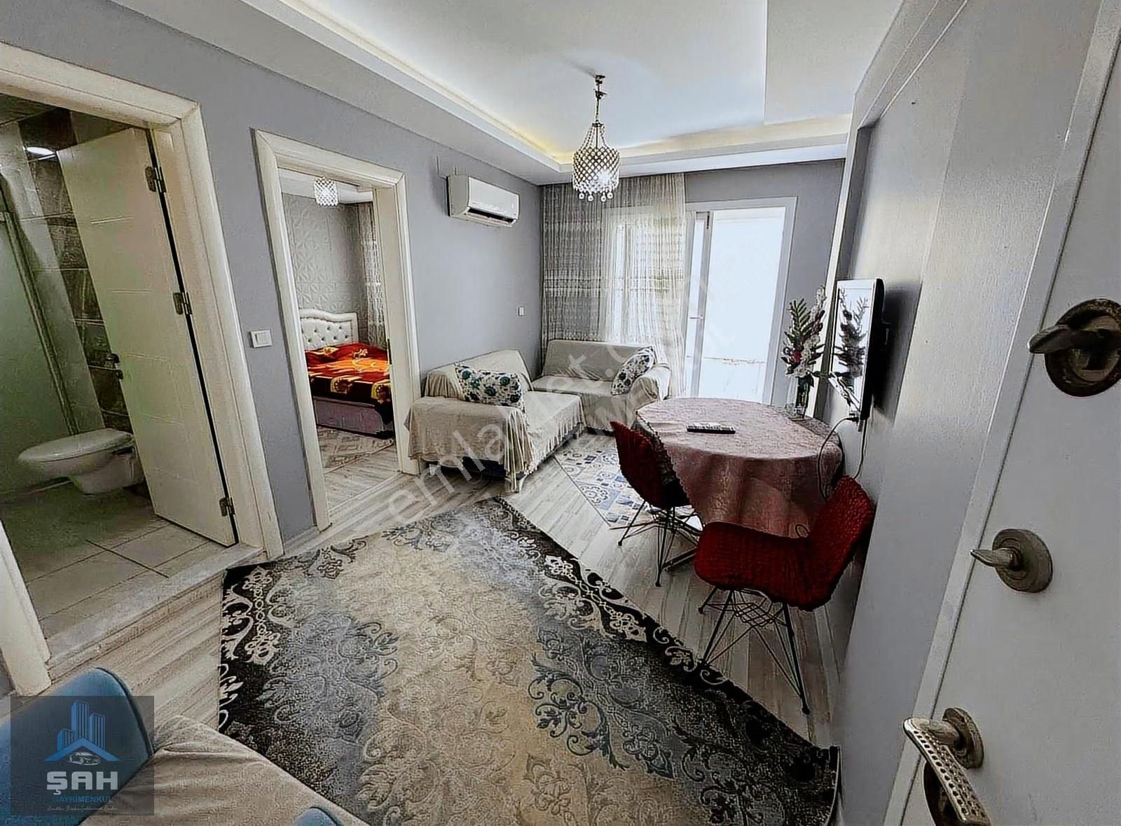 Şah'tan Ana Cadde Üzerinde Teraslı Eşyalı 1+1 Satılık Daire - Görsel 8