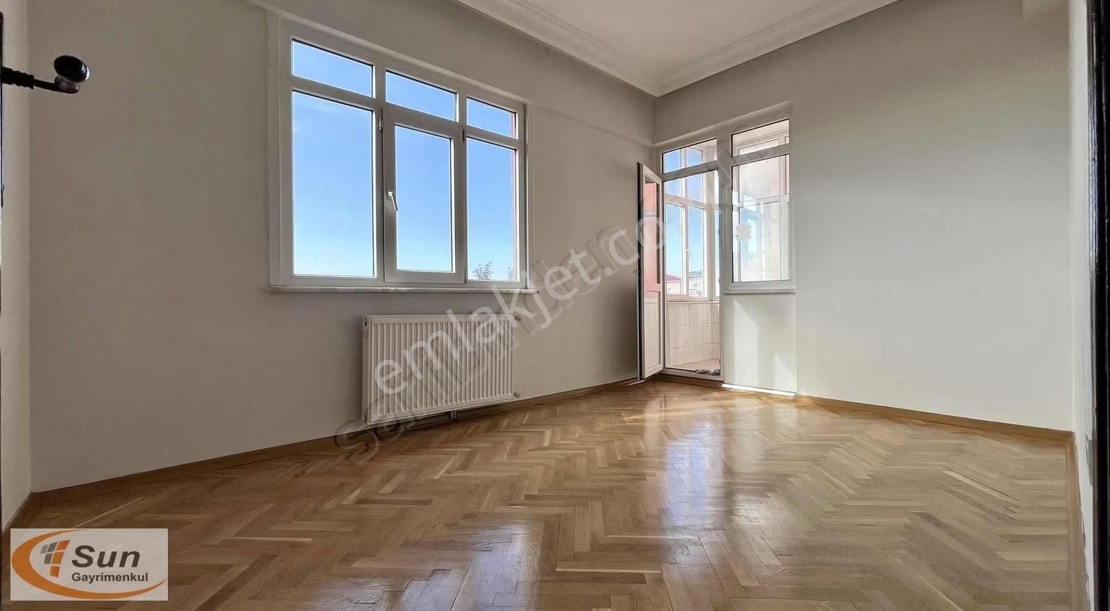 Sun Gayrimenkul'den Mükemmel Konumda İfm Yakını Site İçerisinde - Görsel 6