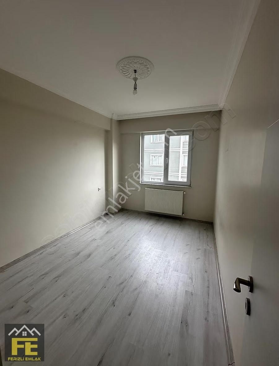 Ferizli Emlak Güvencesiyle Satılık 2+1 Daire - Görsel 2