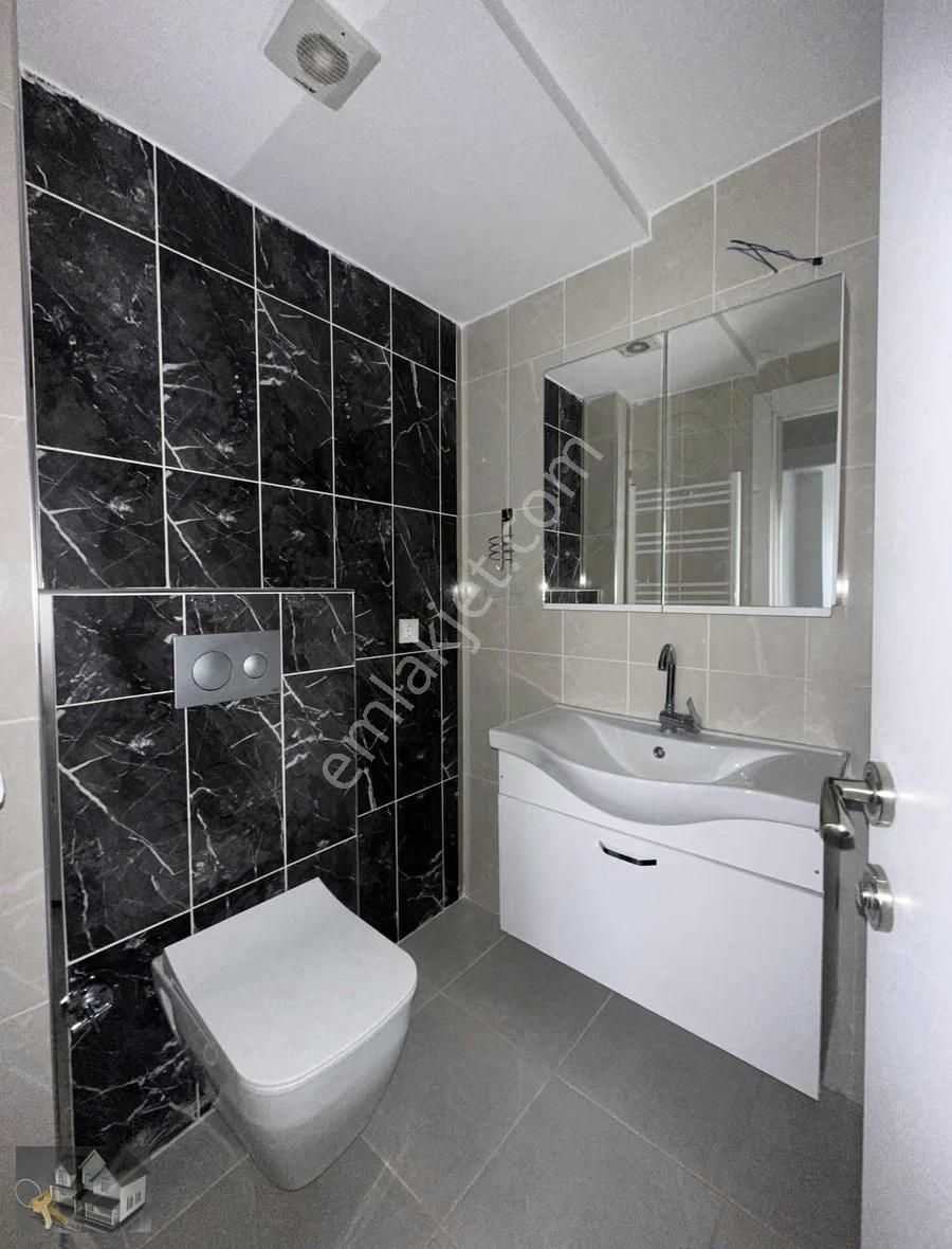 Merkez Metro Yanında Kaçmaz Kapalı Mutfak 2+1 Fırsat Daire - Görsel 3