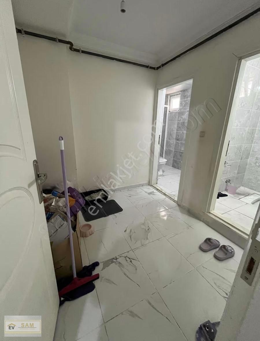 Atakent Tramvaya 2 Dakika Mesafede 2+1 8 Yıllık Daire - Görsel 7