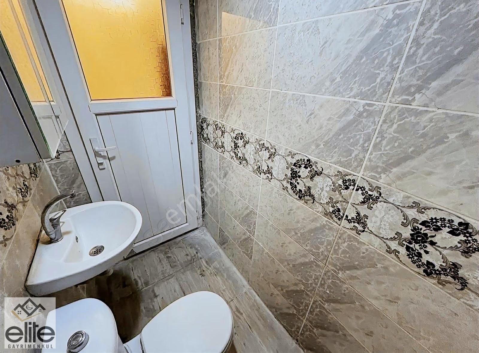 Elite'ten Yeditepede Memur Binası Lüks Eşyalı 1+1 Satılık Daire - Görsel 7