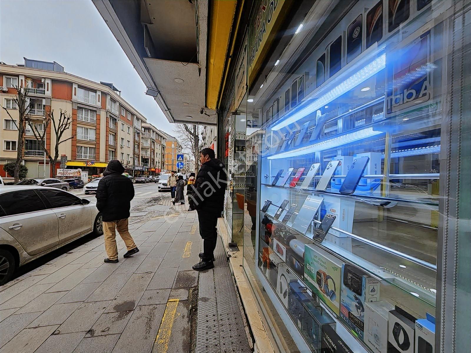 Çok Merkezi Konumda Satılık Fırsat Dükkan - Görsel 8