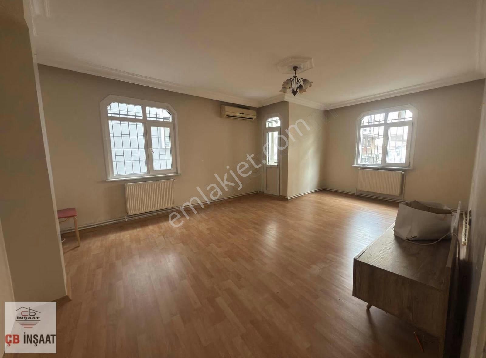 Çb'den Cumhuriyet Mah'de 3+1 130m2 Cadde Üzerinde Kiralık 1.kat