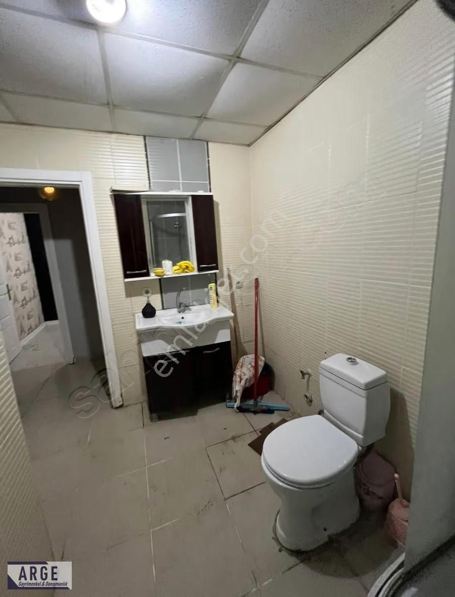 Esenyurt Meydanda 120 M2 Satılık 2+1 Daire - Görsel 14