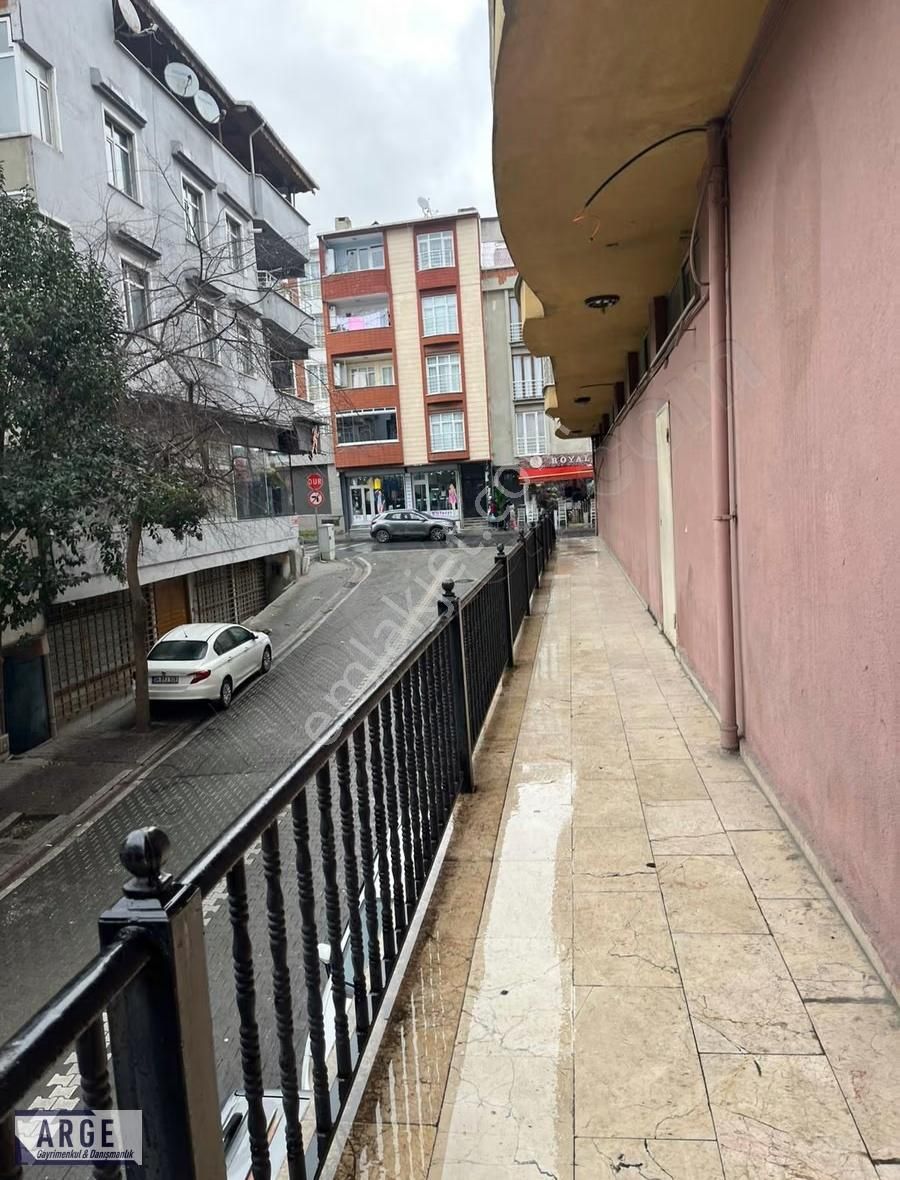 Esenyurt Meydanda 120 M2 Satılık 2+1 Daire - Görsel 10