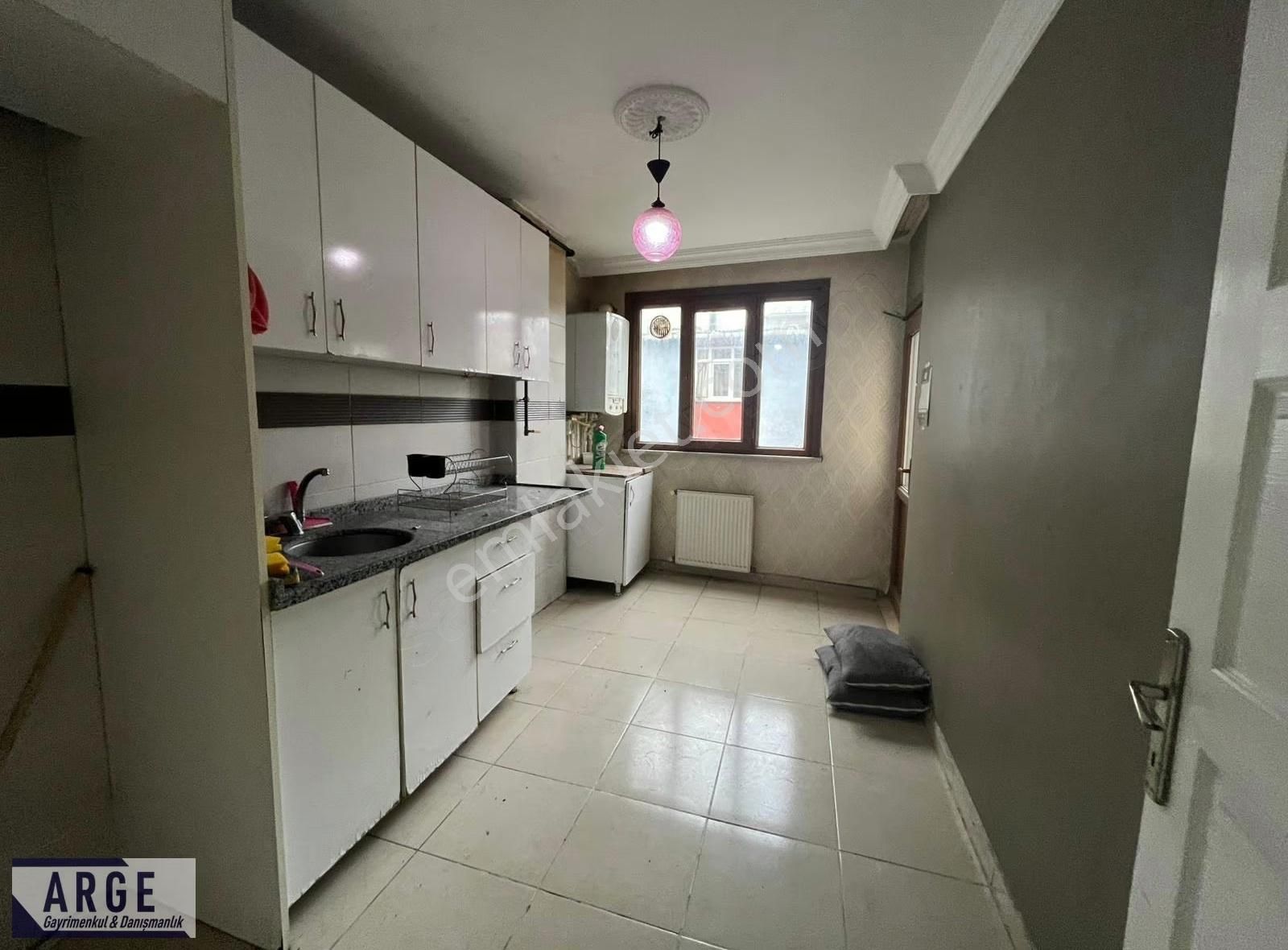 Esenyurt Meydanda 120 M2 Satılık 2+1 Daire