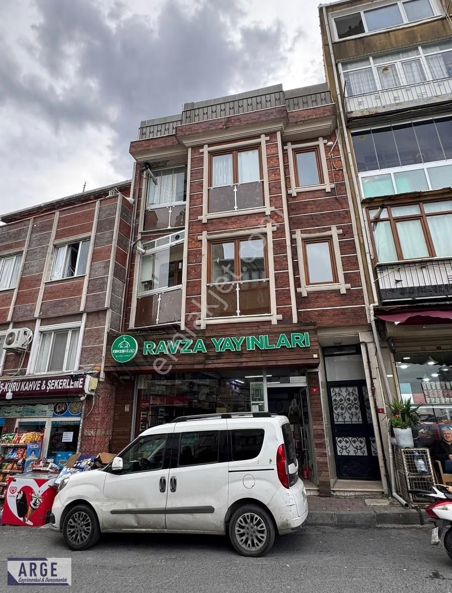 Fatih Ana Caddede Yeni Binada Kiralık 3 + 1 Daire - Görsel 3