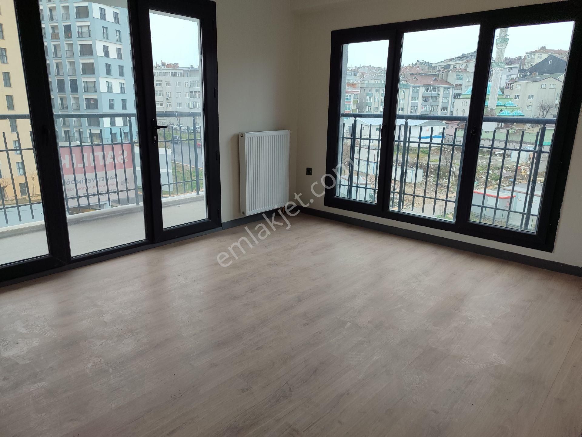 Ender Azîm Emlak'tan Satılık Daire Gop Bağlarbaşı Toki Den