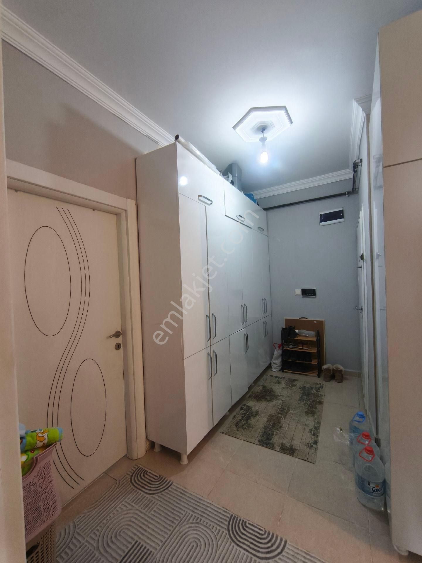 Şehir Merkezinde Eski Emniyet Caddesi Civarında Satılık 2+1 Fırsat Daire - Görsel 14