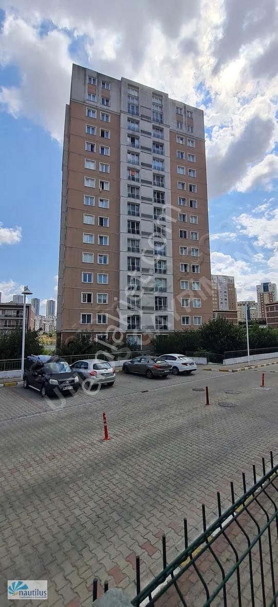 Bahçeşehir Spradon Quartz Eşyalı Kiralık 2+1 Daire