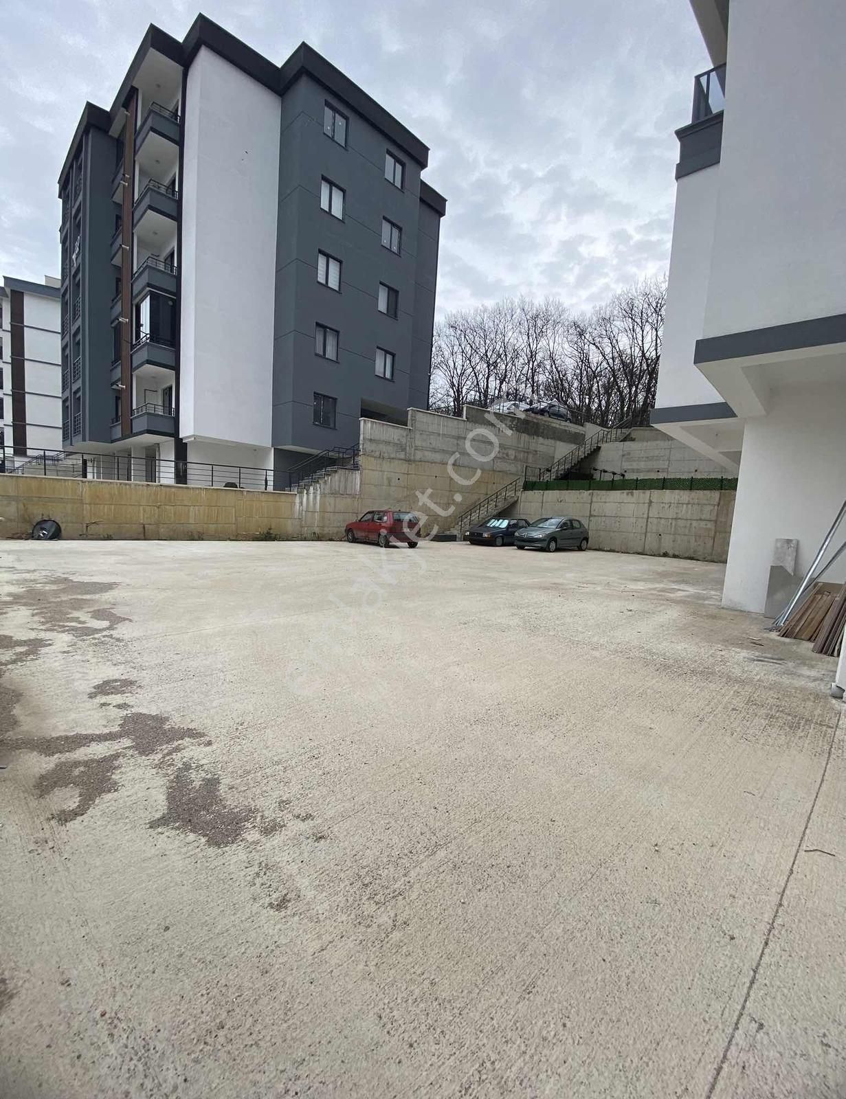 Büşra'dan Aydınlık Caddesinde Satılık 1+1 Daire - Görsel 11