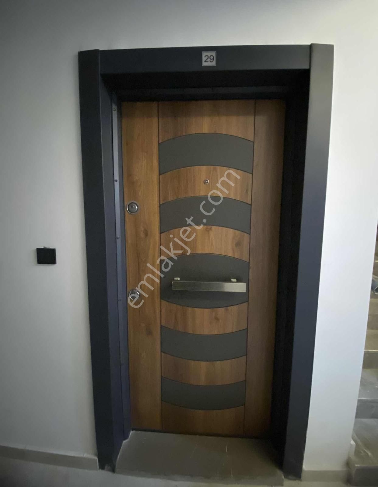 Büşra'dan Aydınlık Caddesinde Satılık 1+1 Daire - Görsel 14