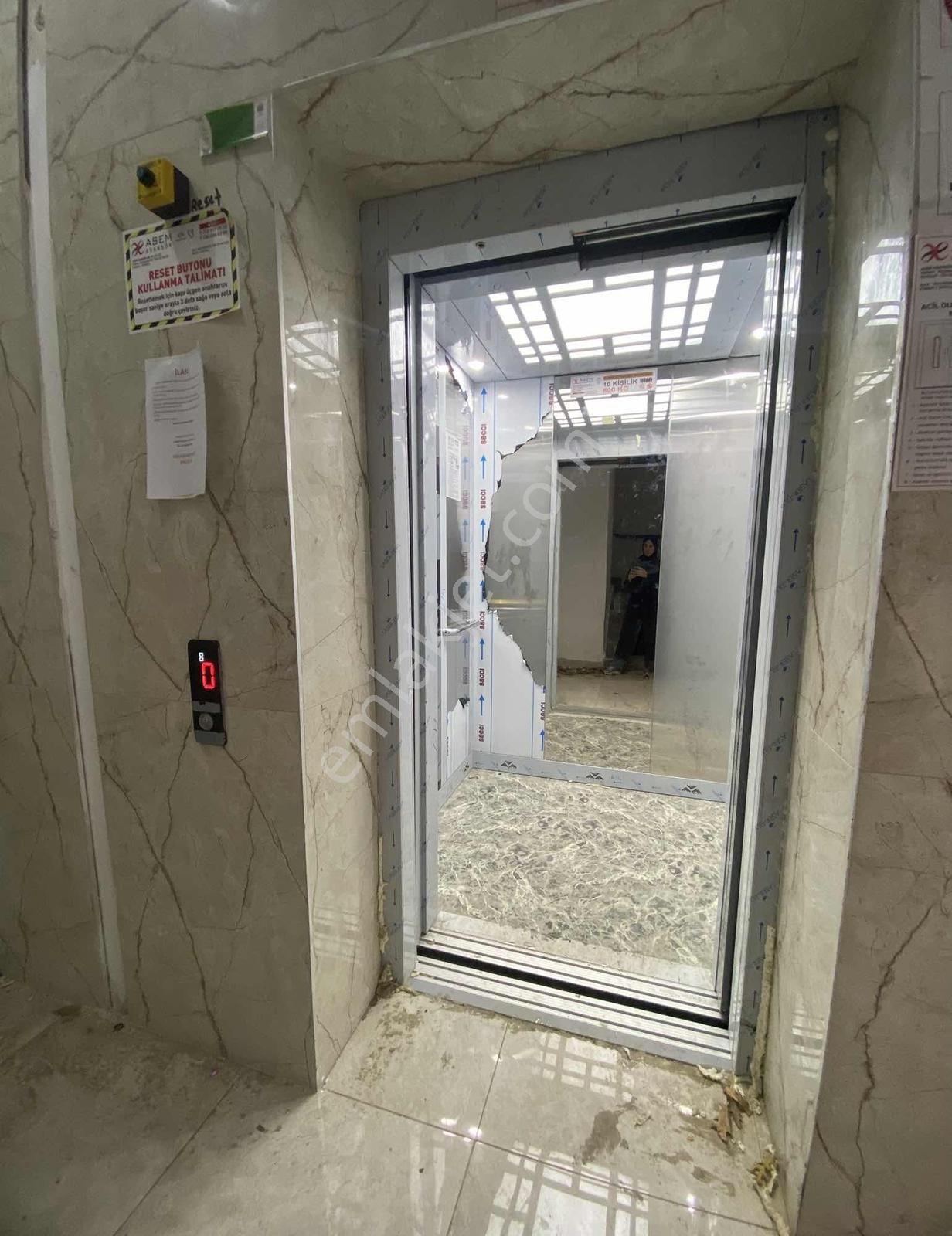 Büşra'dan Aydınlık Caddesinde Satılık 1+1 Daire - Görsel 13