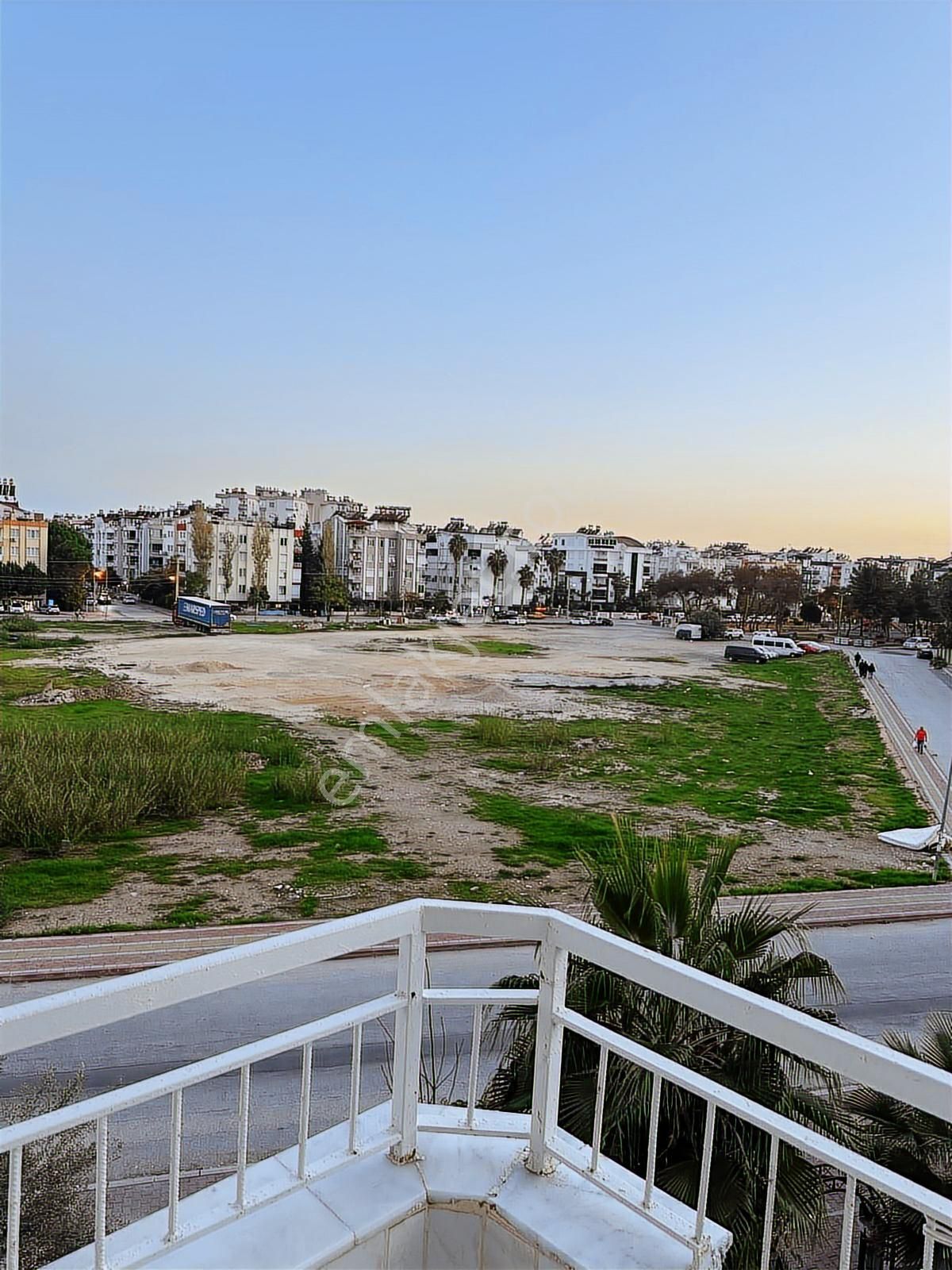 Hurma'da Deniz'e Yürüme Mesafesinde Sitye İçerin De 140 M2 3+1 - Görsel 8