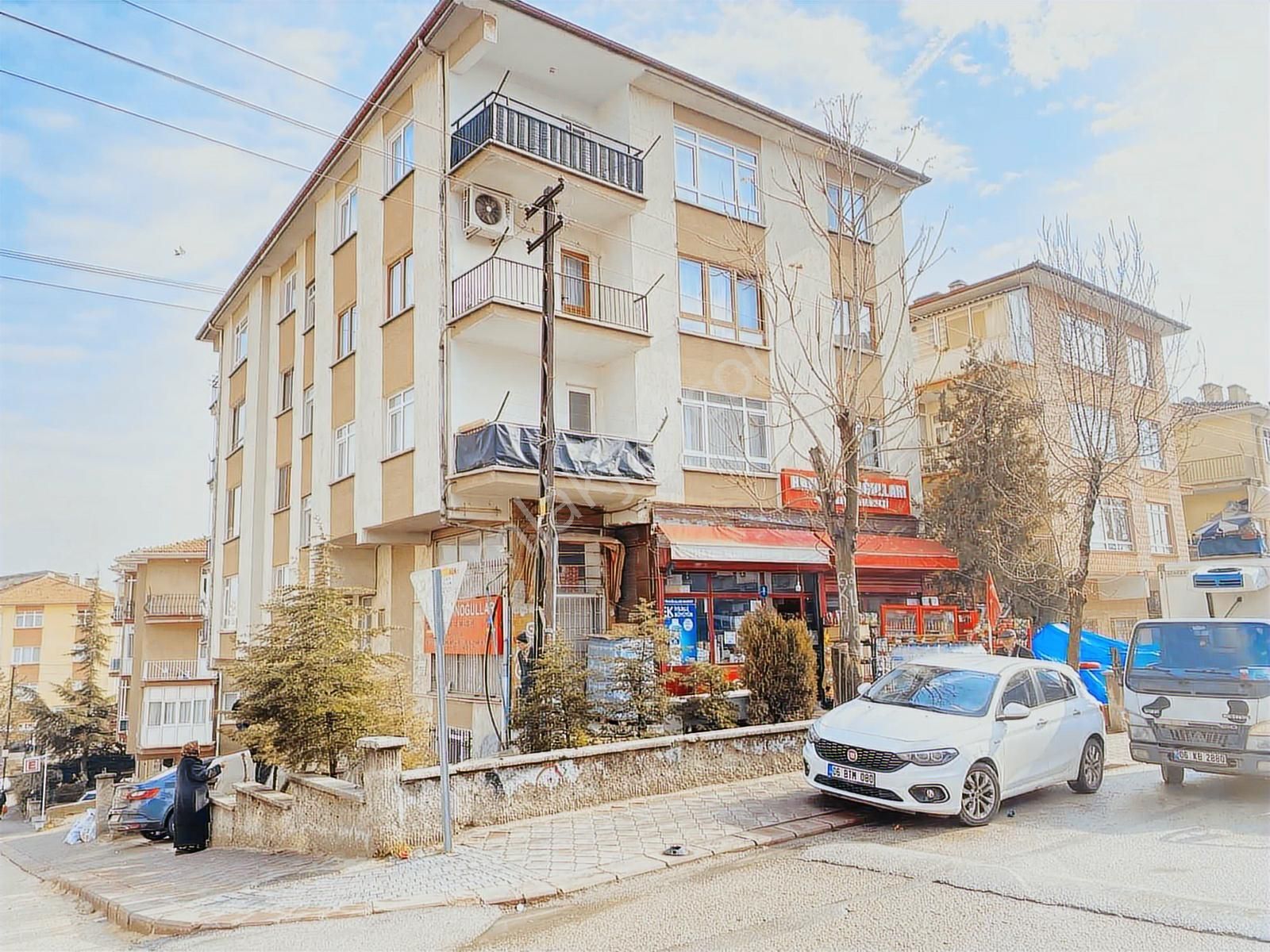 Kalaba Ganimet Caddesi 2.kat Ön Cephe 3+1 Daire - Görsel 11