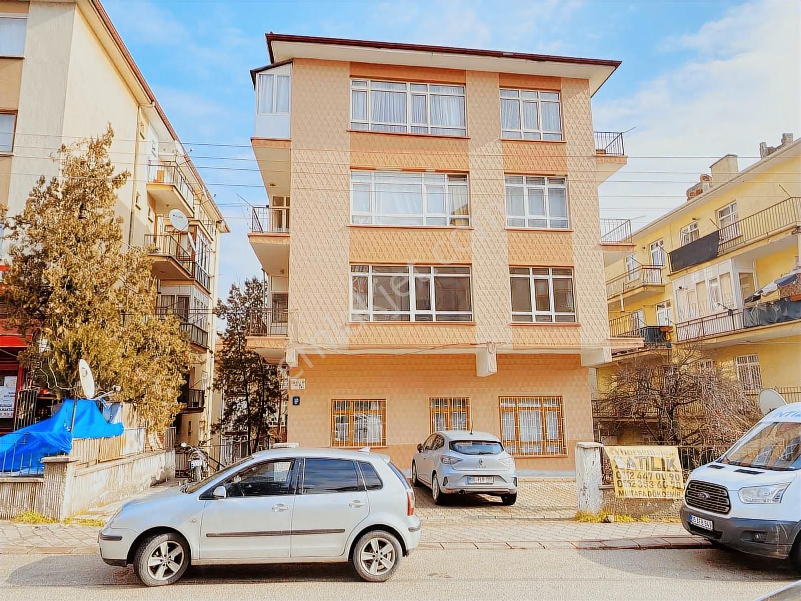 Kalaba Ganimet Caddesi 2.kat Ön Cephe 3+1 Daire - Görsel 13