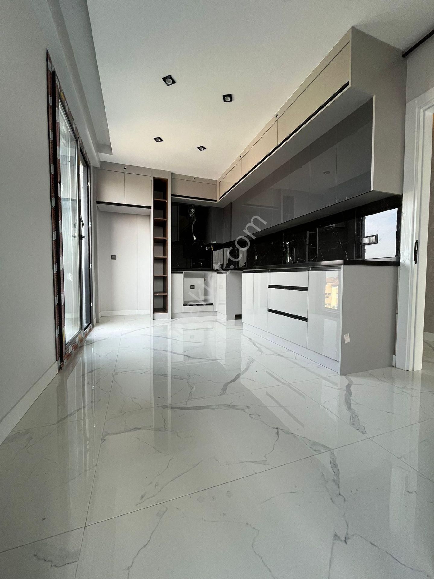 Deliktaş'ta Kat Ve Cephe Seçenekli Süper Lüks 2+1 Daireler - Görsel 13